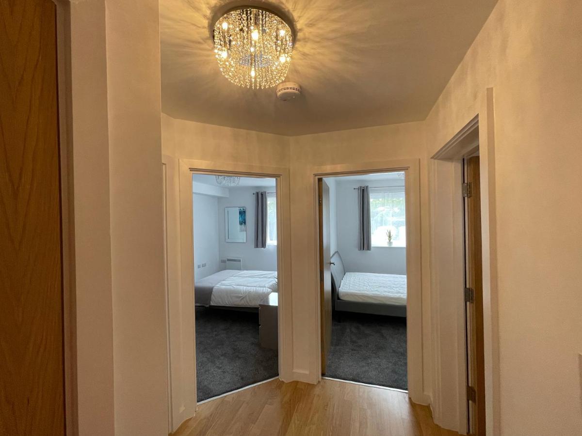 Moda Wigan - Stylish 2 Bed Apartment Central Wigan Ngoại thất bức ảnh